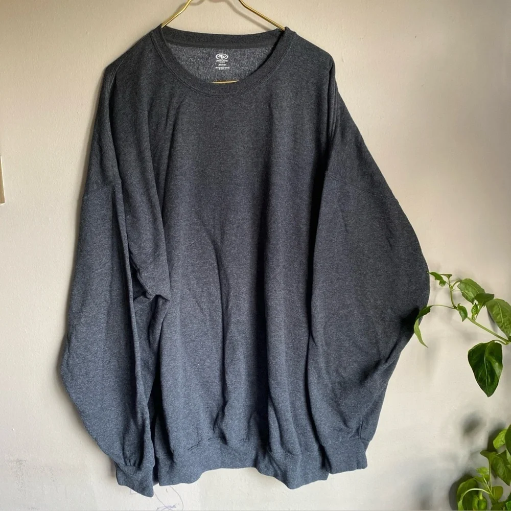Men's Gray Sweater